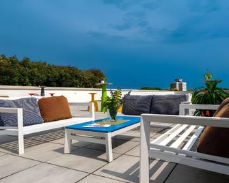 Akademia Hotel - Balatonfured - Balcon