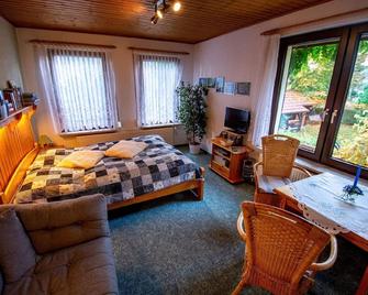 Holiday house Ilmenau for 1 - 2 persons with 1 bedroom - Holiday home - Ilmenau - Schlafzimmer