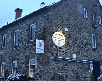 Henblas Hotel - Neuenrade - Будівля