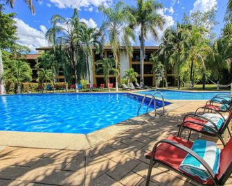 Hotel Ciudad Real Palenque - פלנקה - בריכה
