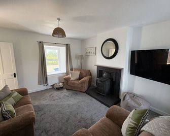 The Farm House at Aganmore - Ballycastle - Living room