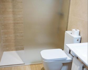 Aparthotel Villas La Manga - La Manga - Bathroom