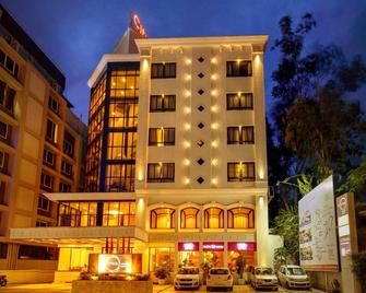 Citrus Hotel Kolhapur - Kolhapur - Edificio