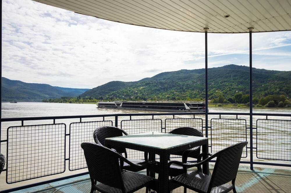 Aquamarina Hotel Visegrád - בודפשט - מרפסת