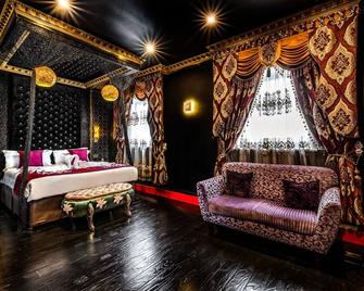 Grand Sapphire Hotel & Banqueting - Croydon - Camera da letto
