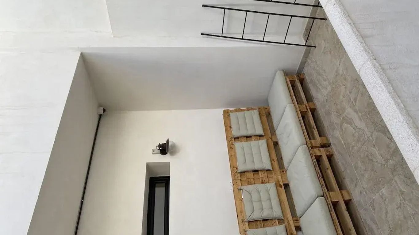 Hostel Numero Trece - Albergue Juvenil - FREE towels, coffee & tea, remote check-in