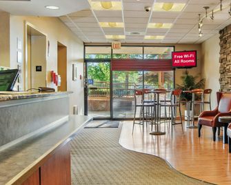 Red Roof Inn Cleveland Airport - Middleburg Heights - Middleburg Heights - Lobby