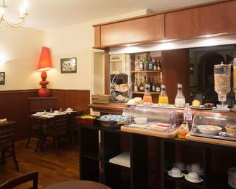 Hôtel Alexandra - Boulogne-sur-Mer - Buffet