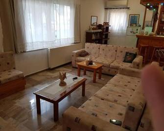 Drosia Hotel - Georgioupoli - Living room
