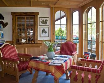 Seehotel Jaegerhof Hubertus - Spiez - Hall d’entrée