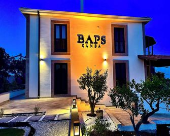 Baps Cunda - 艾瓦勒克 - 建築