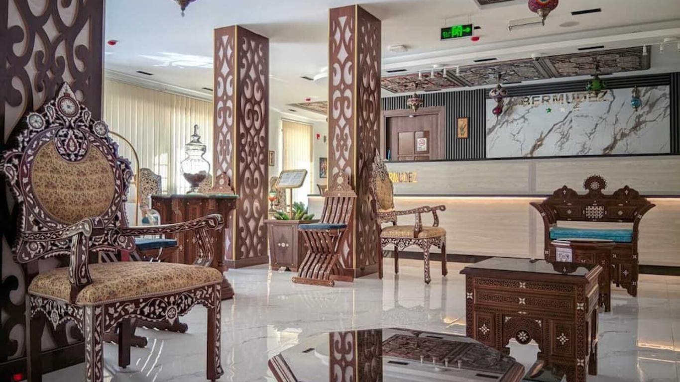 Petra Bermudez Hotel