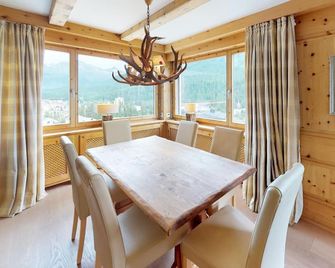 Surlej 34 - Sankt Moritz - Essbereich