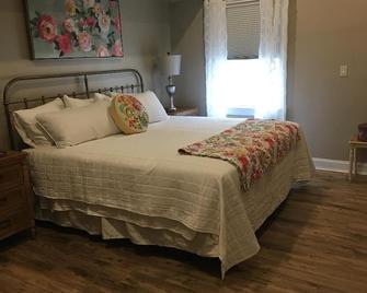 Gorgeous, First Class, 2 King apartment in downtown Windham - Windham - Habitación