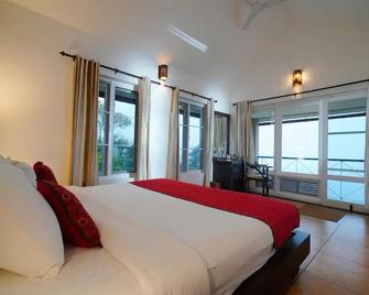After the Rains - Rainforest Lodge - Meppādi - Bedroom