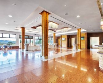 Hotel Partizán - Brezno - Hall d’entrée