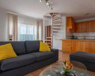Villa Iris - Callao Salvaje - Sala de estar