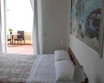 Esperia - Capri - Bedroom