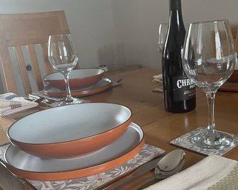 14 Meadhope Street, a Lovely Cottage in the Picturesque Village of Wolsingham - Wolsingham - Dining room