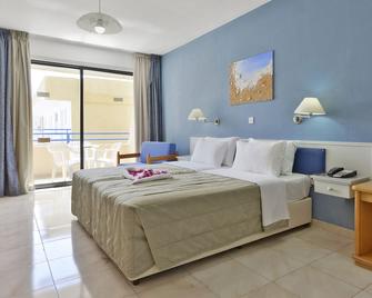 納帕王子公寓酒店 - 阿依納巴 - 阿依納帕 - 臥室