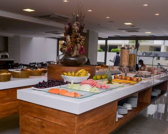 San Marino Suite Hotel - Maceió - Buffet