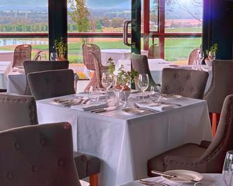 Estate Tuscany - פוקולבין - מסעדה