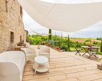 Villa Scannano: Spa, Jacuzzi, And Massag - Serre di Rapolano - Balcón