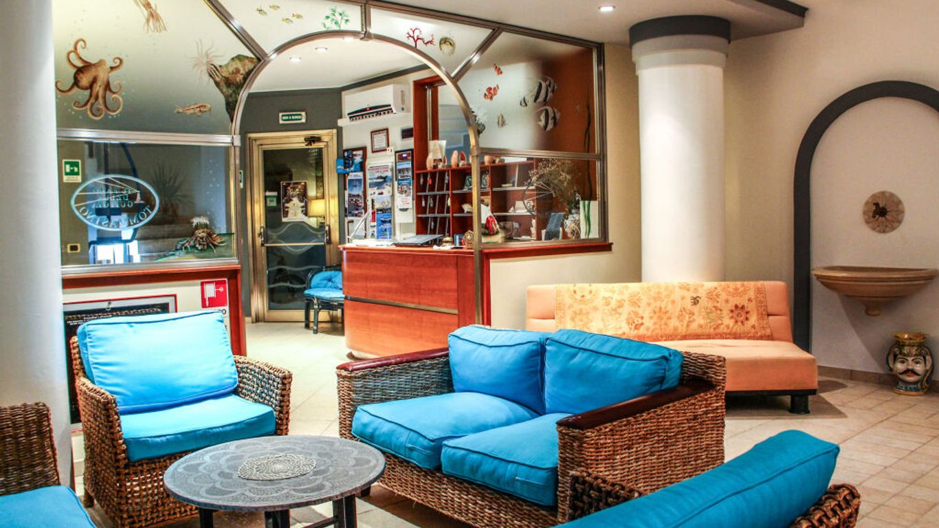 Hotel Il Faro Della Guitgia Tommasino