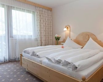 Hotel Garni Rifflsee - St. Leonhard im Pitztal