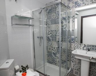 Hostal Boutique Bajamar - Nerja - Kylpyhuone