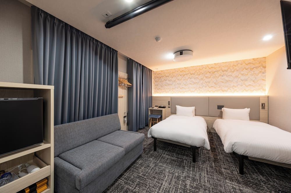 هوتل ثيريثو