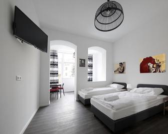 أبارتمنت سيتي لناوشتراسه - كونتاكتليس تشيك إن - هانوفر - غرفة نوم