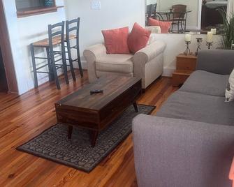 Savannah River Bluff Master's - North Augusta - Sala de estar