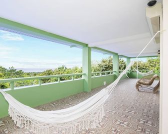 Villa Jolam - Family Haven in an Island Paradise - Camotes - Poro - Balkon