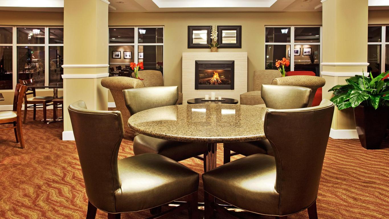 Holiday Inn Express & Suites New Iberia-Avery Island