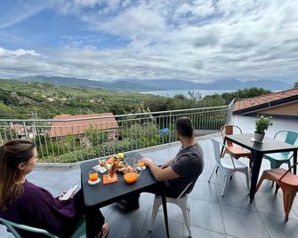 스카리오 클럽 - 산지오반니 아피로 - 발코니