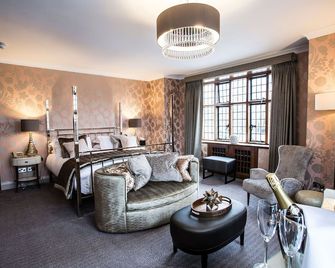 Hogarths Stone Manor - Kidderminster - Спальня