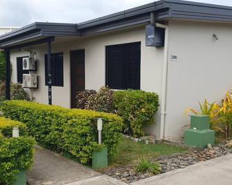 Westfield Homestay Fiji - Nadi - Gebäude