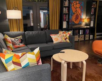 Artist Condo - Beaumont - Sala de estar