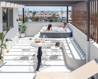 Jimmys Garden - Faliraki - Balcony