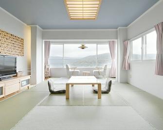 Hotel Ra Kuun - Hakone - Living room