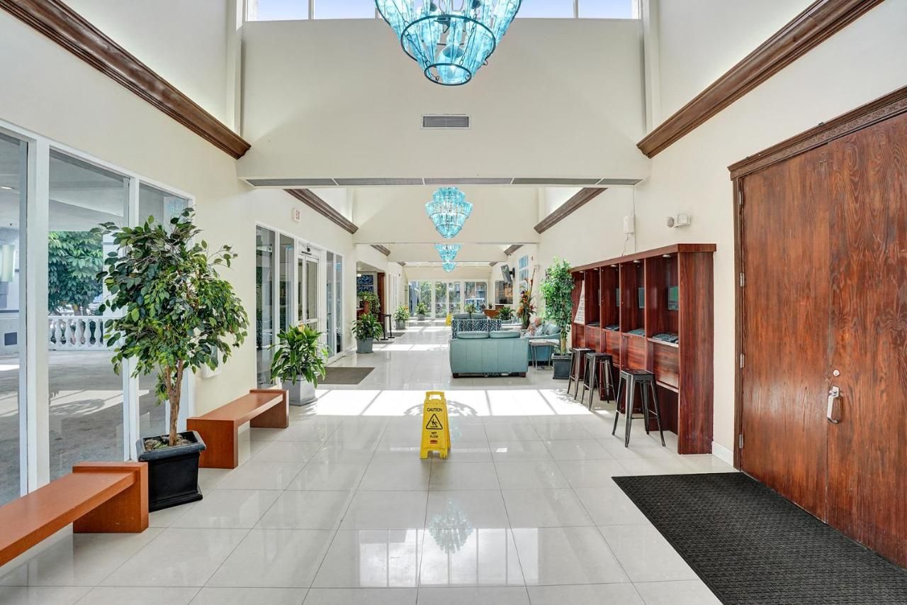 Fort Lauderdale Grand Hotel thumbnail 2