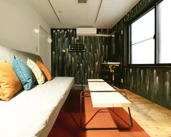 Bench Hostel & 3rd Place - Kamakura - Wohnzimmer