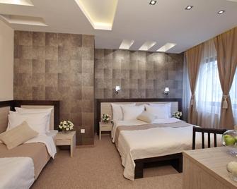 Garni Hotel Vozarev - Beograd - Kamar Tidur