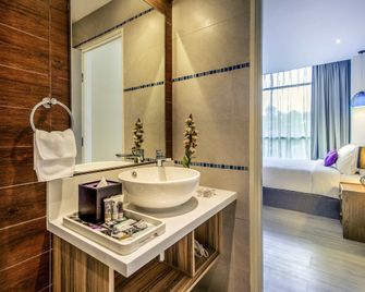 Mercure Kota Kinabalu City Centre - Kota Kinabalu - Bedroom