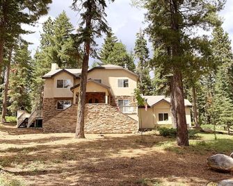 Marie's Getaway - Pool Table Private Beach Access Hot Tub - Tahoe City - Edificio