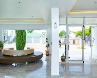 The Point Hotel & Suites - Jos - Front desk