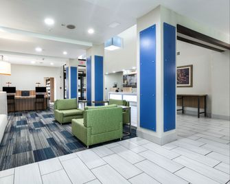 Holiday Inn Express & Suites Jasper By IHG - Jasper - Sala de estar