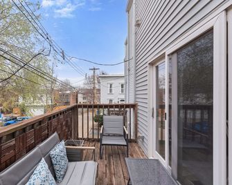 Charming Lafayette Square Home - Walk to Park/Restaurants - Downtown Stl - St. Louis - Balkon