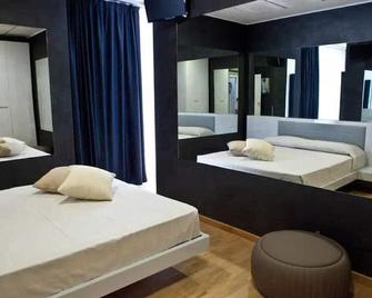Villa Imago - Room Of Mirrors - Roseto degli Abruzzi - Chambre